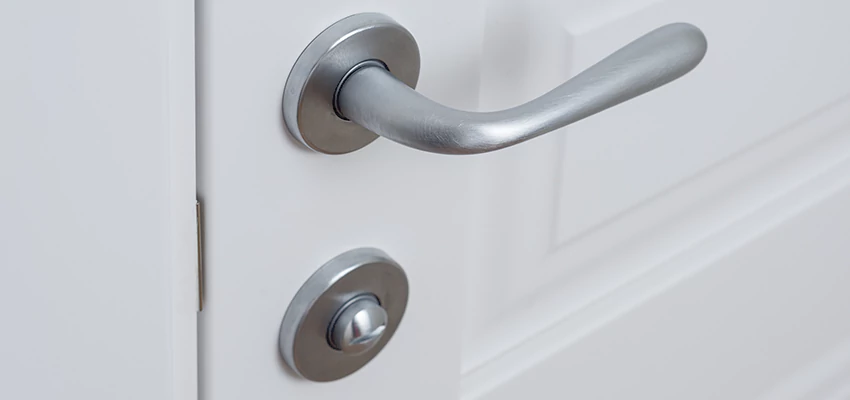Single-Occupancy Restroom Locks Repair in Cudahy, California