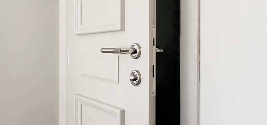 Folding Bathroom Door With Lock Solutions in Cudahy, CA